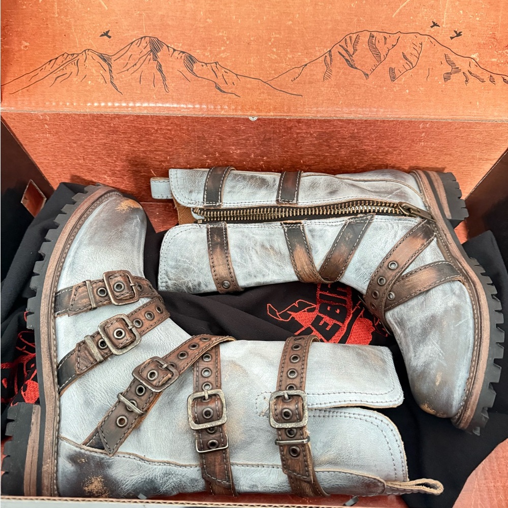 Freebird Hallie boots Sz 7